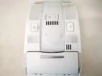 Pezzo di ricambio per auto di seconda mano Luce Interna per AUDI A6 C6 (4F2) 2.0 TDI Riferimenti OEM IAM 4F0947135N  