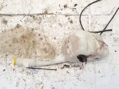 Peça sobressalente para automóvel em segunda mão depósito do limpa vidros por mazda 2 (dy) 1.4 referências oem iam 2s6117618ah