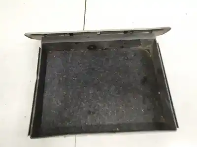 Recambio de automóvil de segunda mano de Guantera para RENAULT SCENIC II  referencias OEM IAM 8200223825  