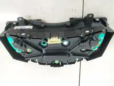 Peça sobressalente para automóvel em segunda mão quadrante por opel meriva b 1.7 16v cdti referências oem iam 13173381xt  110080162026