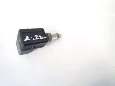 Pezzo di ricambio per auto di seconda mano interruttore per hyundai i30 1.6 crdi cat riferimenti oem iam   