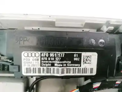 Автозапчасти б/у внутренний свет за audi a6 avant (4f5) 2.7 tdi ссылки oem iam 4f0951177  4f0910177