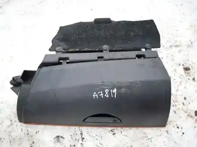 Автозапчастина б/у бардачок для lancia phedra (180) 2.2 jtd посилання на oem iam 1484104077