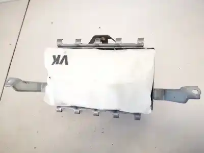 Tweedehands auto-onderdeel airbag voor rechts voor toyota verso 2.0 d-4d cat oem iam-referenties 739700f030