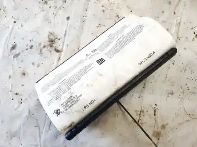 Peça sobressalente para automóvel em segunda mão airbag dianteiro direito por opel zafira b 1.9 cdti referências oem iam 13111177