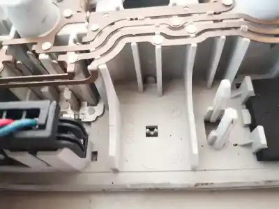 Автозапчасти б/у внутренний свет за skoda octavia combi (1z5) 1.9 tdi dpf ссылки oem iam 3b0947105  