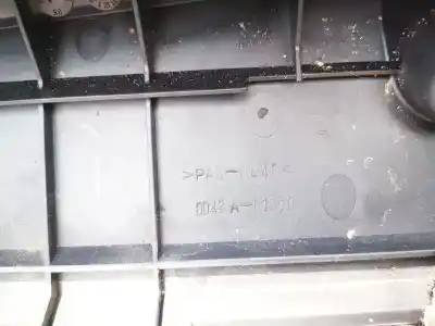 Автозапчасти б/у бардачок за mitsubishi outlander (cw0) 2.0 di-d intense ссылки oem iam 8042a01670  8042a-01670