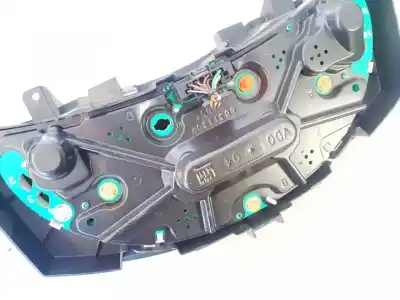 Peça sobressalente para automóvel em segunda mão quadrante por opel meriva b 1.7 16v cdti referências oem iam 13173381xt  080304, 0249, 016l