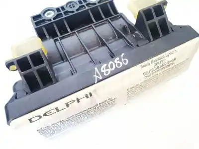 Second-hand car spare part front right air bag for opel meriva b 1.7 16v cdti oem iam references 16835554