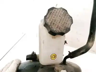 Pezzo di ricambio per auto di seconda mano pompa freni per hyundai i30 1.6 crdi cat riferimenti oem iam 