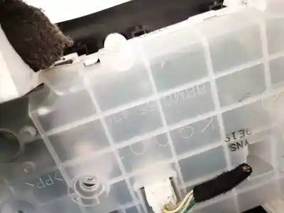 Peça sobressalente para automóvel em segunda mão quadrante por mazda 3 lim. (bl) 2.2 turbodiesel cat referências oem iam bbm655430  