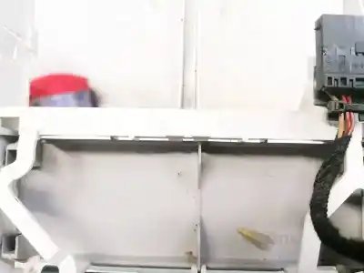 Автозапчастина б/у внутрішне світло для opel astra h caravan 1.7 16v cdti посилання на oem iam 13111824  