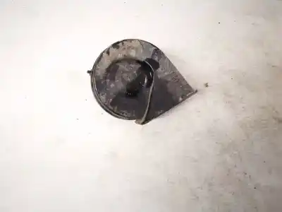 Second-hand car spare part horn for fiat idea (135) 1.3 16v jtd 16v dynamic plus (10.2005->) oem iam references e30052383