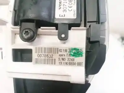 Peça sobressalente para automóvel em segunda mão quadrante por volvo v50 (545) 2.0 d referências oem iam 30728645  69594880t