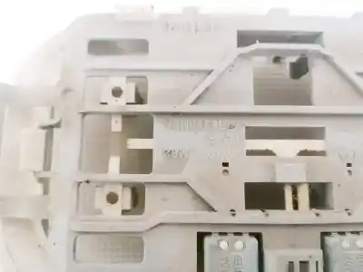 Second-hand car spare part interior light for dodge caliber, 2006.08 - 2009.01 2.0l turbo 103kw 138bhp 2006.08 - 2009.01 oem iam references 5jg63trmaa  0wt01trmaa