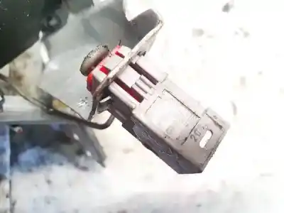 Second-hand car spare part switch for opel astra h caravan 1.7 16v cdti oem iam references 55701396  86961985