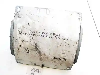 Pezzo di ricambio per auto di seconda mano air bag anteriore destro per volvo v50 (545) 2.0 d riferimenti oem iam 8623350