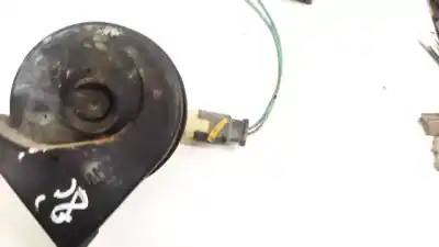 Peça sobressalente para automóvel em segunda mão buzina / sirene por ford focus lim. (cb8) 1.6 tdci cat referências oem iam e30055306  