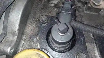 Автозапчастина б/у инжектор для opel astra h caravan 1.7 16v cdti посилання на oem iam 0445110175