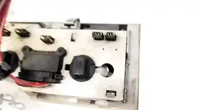 Second-hand car spare part interior light for bmw 7-series, e65 / e66 / e67 /e68 2001.11 - 2008.06 730 d 160kw 2002.10 - 2008.06 oem iam references   