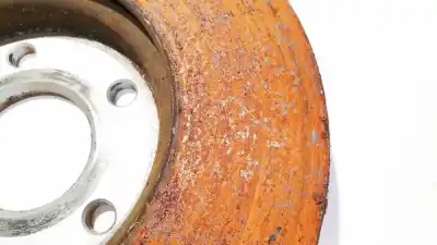 Peça sobressalente para automóvel em segunda mão disco de travão dianteiro por ford focus turn. (cb8) 1.6 tdci cat referências oem iam   