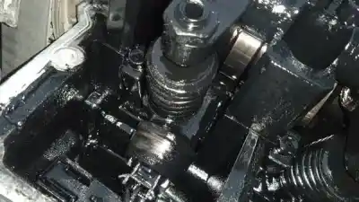 Peça sobressalente para automóvel em segunda mão injetor por skoda octavia combi (1z5) 1.9 tdi dpf referências oem iam 038130073ag