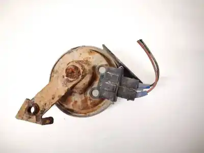 Second-hand car spare part horn for skoda octavia combi (1u5) 1.9 tdi oem iam references e20092018  