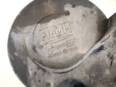 Pezzo di ricambio per auto di seconda mano corno per audi 80 (811/813) 1.8 riferimenti oem iam e335717  