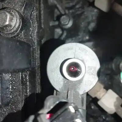 Second-hand car spare part injector for peugeot partner (s2) 1.6 16v hdi oem iam references 0445110340