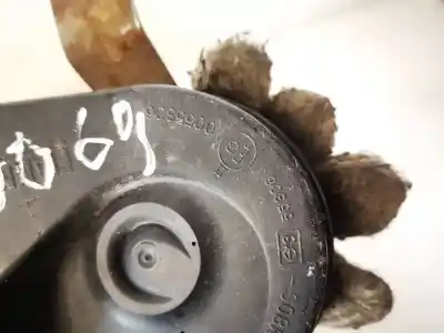 Pezzo di ricambio per auto di seconda mano corno per volvo v50 (545) 2.0 d riferimenti oem iam e30055306  