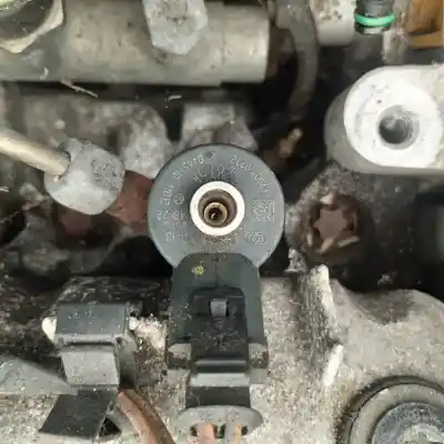Pezzo di ricambio per auto di seconda mano iniettore per renault scenic ii 1.9 dci diesel riferimenti oem iam 8200100272