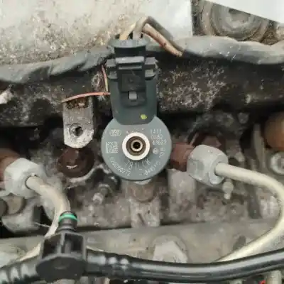 Pezzo di ricambio per auto di seconda mano iniettore per renault scenic ii 1.9 dci diesel riferimenti oem iam 8200100272