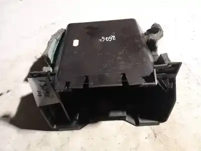 Pezzo di ricambio per auto di seconda mano scatola di guanti per volvo v50 (545) 2.0 d riferimenti oem iam 09491937