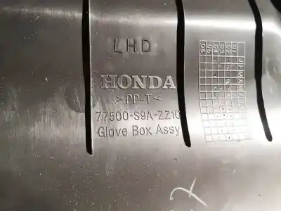Автозапчастина б/у бардачок для honda cr-v (rd8) 2.0 vtec cat посилання на oem iam 77500s9azz10  77500-s9a-zz10