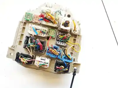 Peça sobressalente para automóvel em segunda mão quadrante por citroen c1 1.0 cat (384f) referências oem iam 564110u  564-110u, 83800-0h143-a