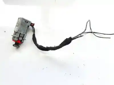 Second-hand car spare part switch for opel astra h twintop (a04) 1.9 cdti (l67) oem iam references 55701396  869619858