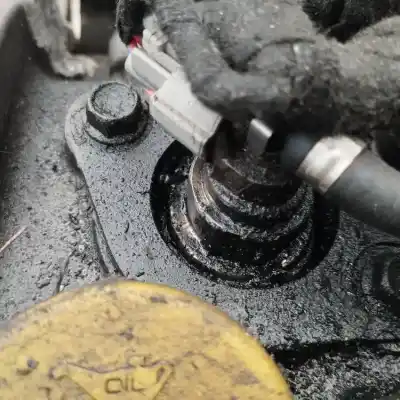 Second-hand car spare part injector for opel meriva b 1.7 16v cdti oem iam references 