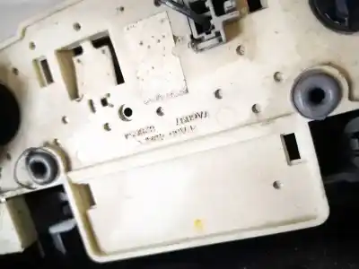 Second-hand car spare part interior light for renault laguna (b56) 2.0 oem iam references va6097  828654