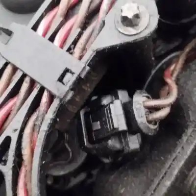 Автозапчасти б/у инжектор за land rover range rover, 2002.03 - 2012.08 3.0 td 6 130kw 2002.03 - 2012.08 ссылки oem iam 044511047