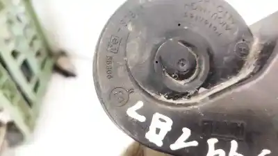 Pezzo di ricambio per auto di seconda mano corno per volvo v50 (545) 2.0 d riferimenti oem iam e30055306  