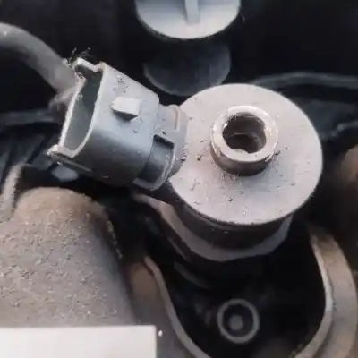 Peça sobressalente para automóvel em segunda mão injetor por peugeot partner (s2) 1.6 16v hdi referências oem iam 0445110311