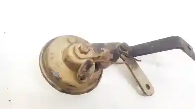 Pezzo di ricambio per auto di seconda mano corno per audi 100 avant (c4) 2.4 diesel riferimenti oem iam   