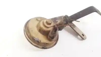 Pezzo di ricambio per auto di seconda mano corno per audi 100 avant (c4) 2.4 diesel riferimenti oem iam   