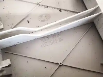 Автозапчастина б/у внутрішне світло для opel astra h caravan 1.9 cdti посилання на oem iam 13112203  