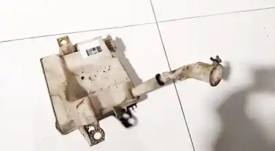 Peça sobressalente para automóvel em segunda mão depósito do limpa vidros por ford focus lim. (cb8) 1.6 tdci cat referências oem iam bv6117b613ca  bv61-17b613-da,bv61-17b613-ea