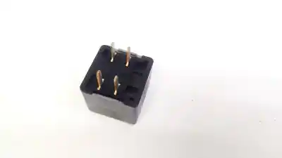Second-hand car spare part relay for dodge journey 2.0 16v crd cat oem iam references 04692141aa  