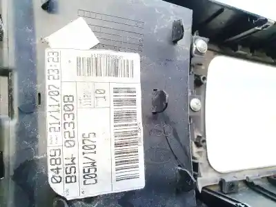 Pezzo di ricambio per auto di seconda mano plastica per kia ceed (ed) 1.6 crdi 115 riferimenti oem iam 1296721  