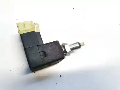 Pezzo di ricambio per auto di seconda mano interruttore per kia ceed (ed) 1.6 crdi 115 riferimenti oem iam 938103k000