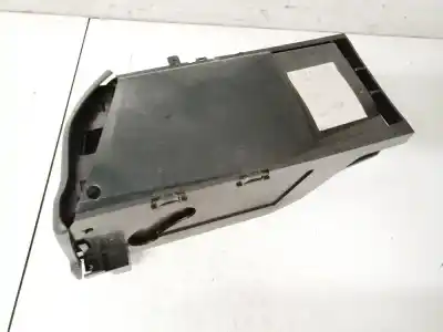 Автозапчасти б/у бардачок за audi a6 avant (4b5) 2.5 tdi ссылки oem iam 4b0882621l  