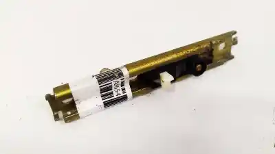 Peça sobressalente para automóvel em segunda mão plásticos por peugeot 406 (8b) 1.8 16v referências oem iam 